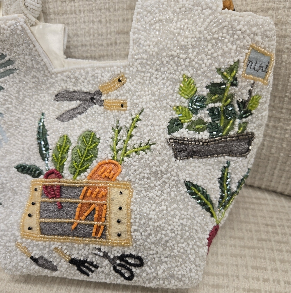 Viral Beaded Garden Embroidery Handbag - Picture 3 of 6